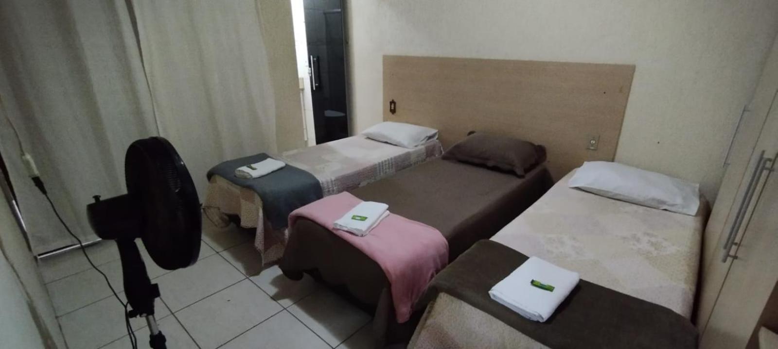 Casas De Temporadas - Hotel Recanto Do Sossego Uberlândia Kamer foto